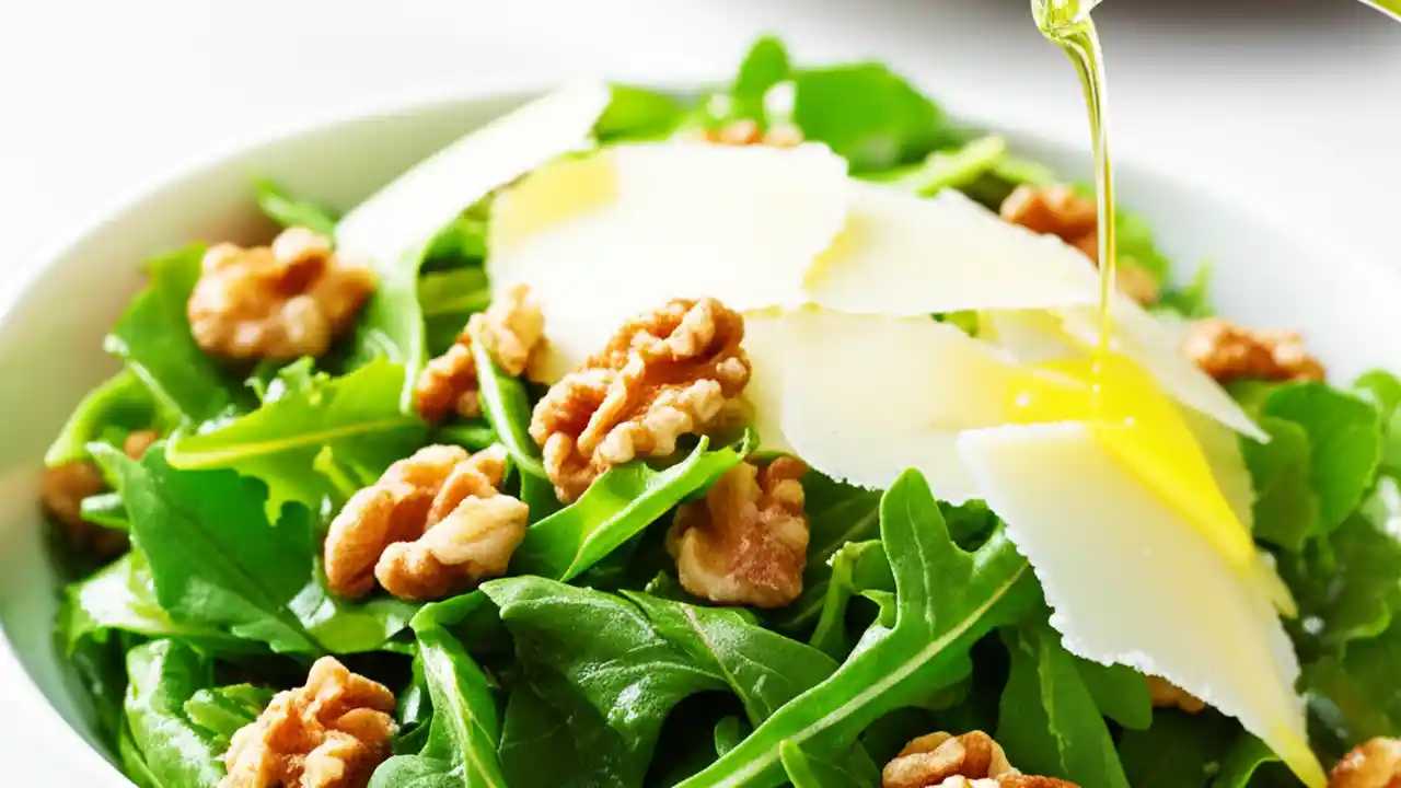 Mastering Arugula Salads: Tips for Bold & Balanced Flavor
